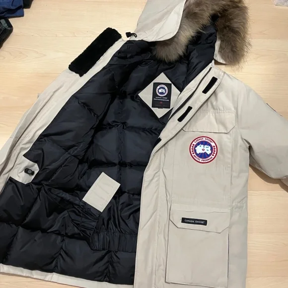 Canada Goose Jacket (Size - Picture 2 of 2